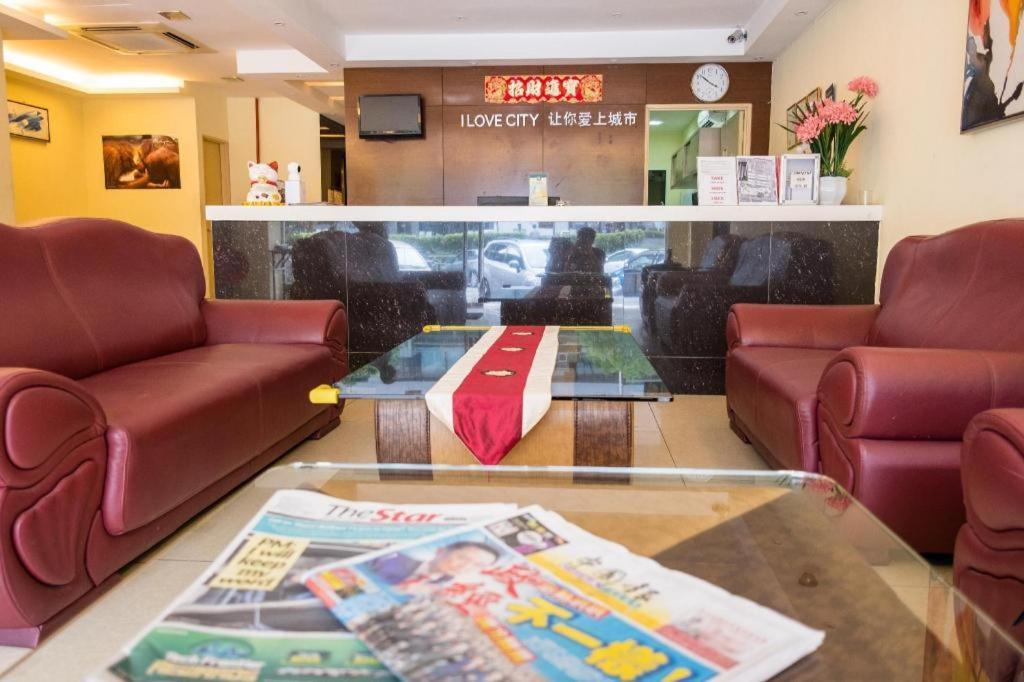 Hotel City Comfort Inn Puchong Exterior foto